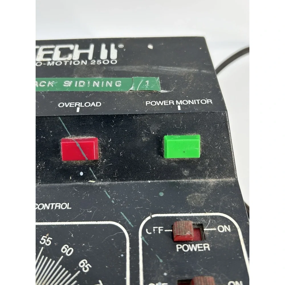MRC Tech II Railmaster 2400 DC Model Train Controller